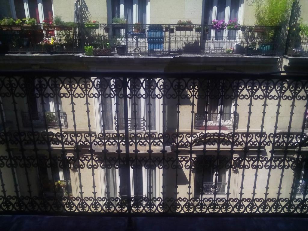 Hotel Andre Gill Paris Room photo