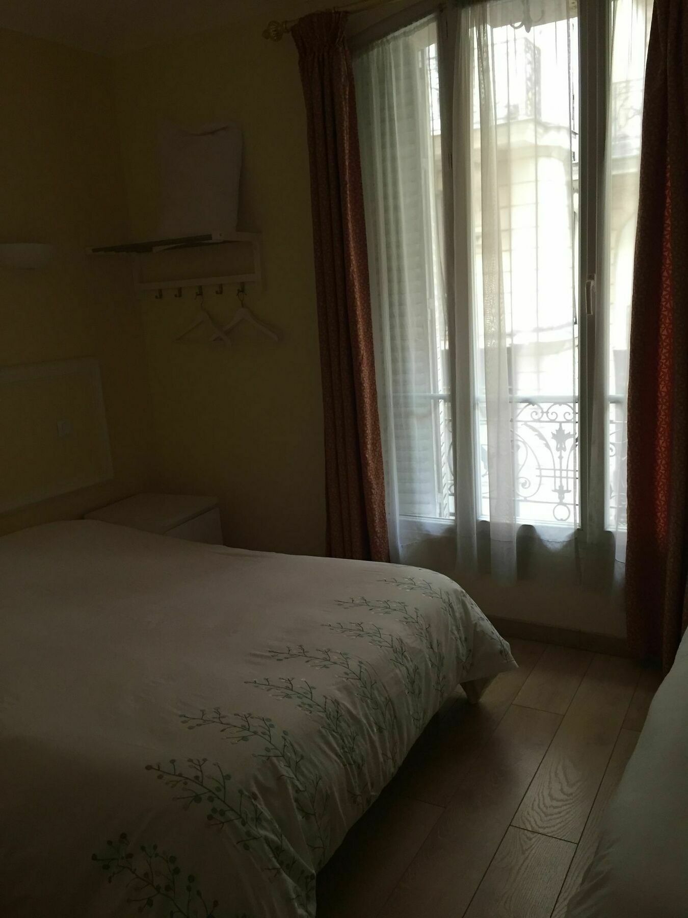 Hotel Andre Gill Paris Exterior photo